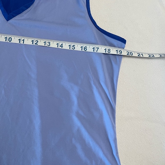 Two tone blue tank top. Perfect for golf. Like new - Picture 4 of 5